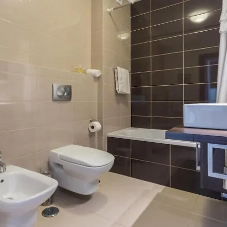 Sunny 2 Bed Spacious Apartment Tavira