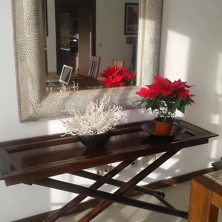 Apartment Sunny 2 Bed Spacious *
